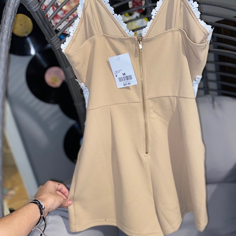 Lace Romper ☆ - Picture 4 of 7